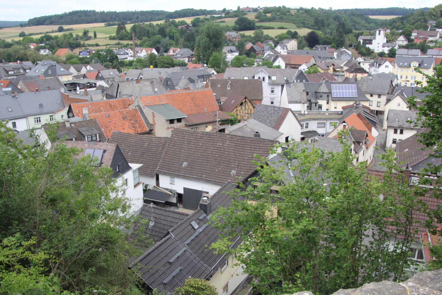 Weilmünster im Weiltal mit Geschichte und Hangsofas limburgweilburg