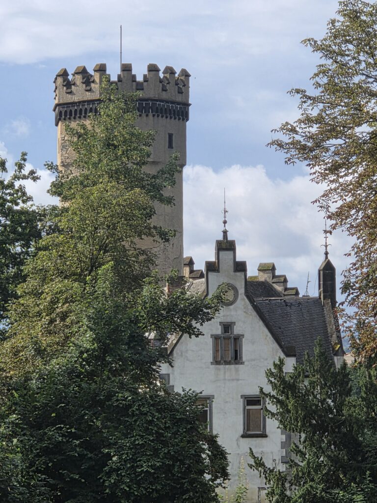Burg Dehrn