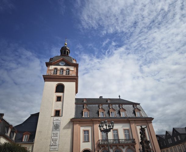 Auf dem Bild ist die Schlosskirche Weilburg zu sehen