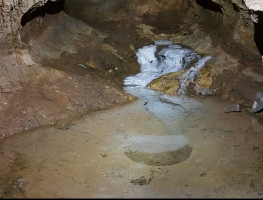 Kubacher Kristallhölle ist einzigartig in Deutschland- Kühle Orte im Landkreis Limburg-Weilburg