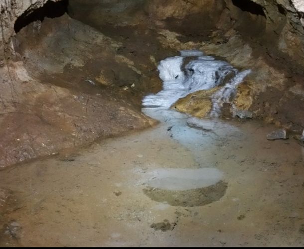 Kubacher Kristallhölle ist einzigartig in Deutschland- Kühle Orte im Landkreis Limburg-Weilburg